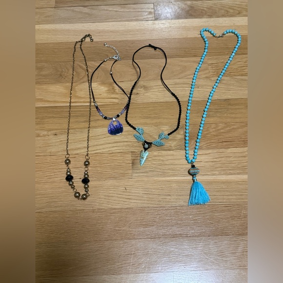 Curated Boho Statement Necklace Lot - 4pc Set - Turquoise, Macrame, & Art Glass - Picture 3 of 5